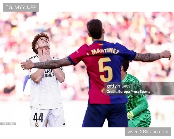 皇马强硬表态：穆尼奥斯转会巴塞罗那绝无可能